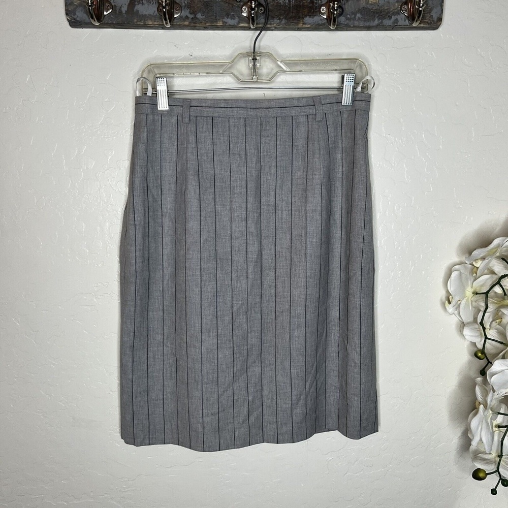 Mondi Womens Gray w/ Black Pinstripe Pencil Skirt Size 40